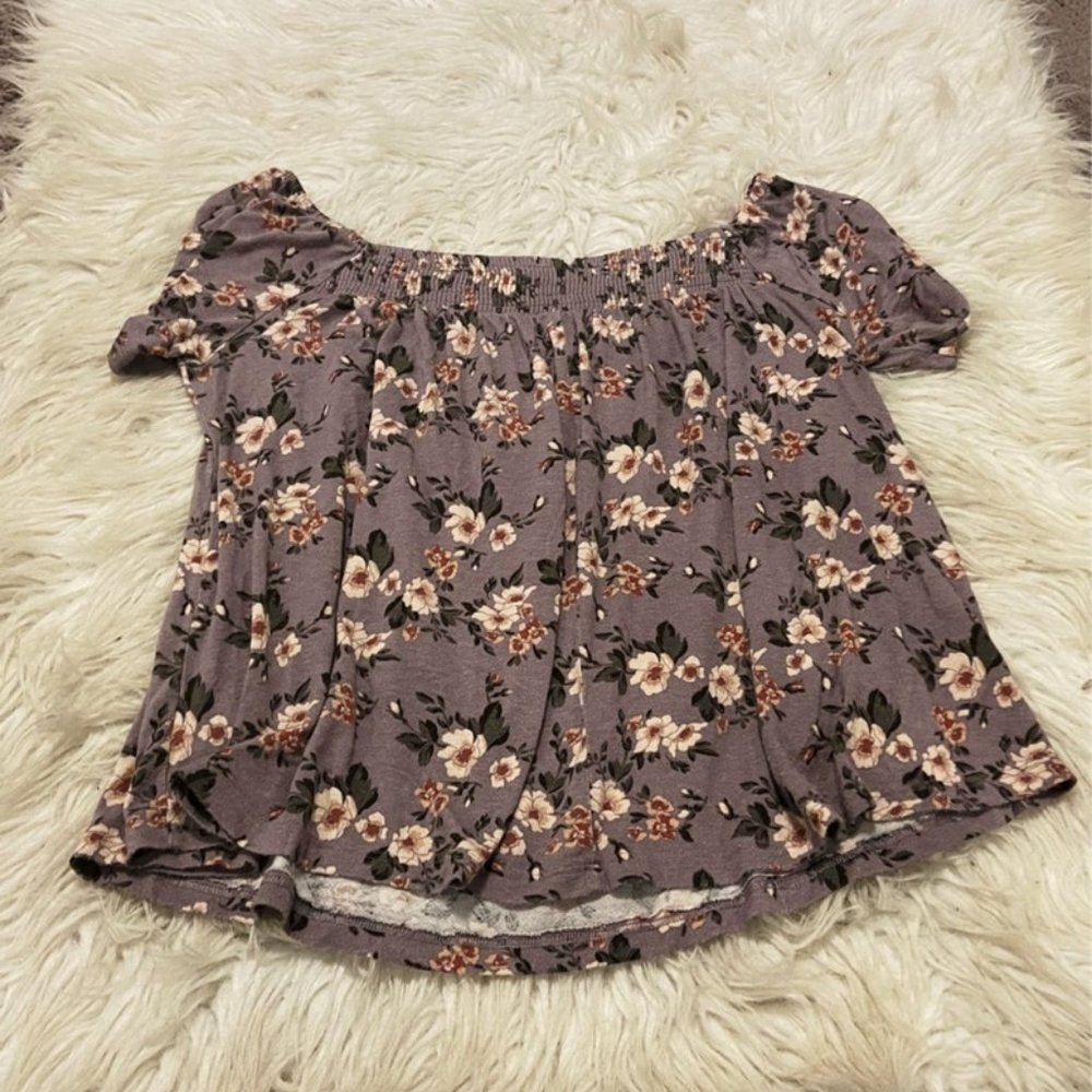 American eagle off the shoulder blouse